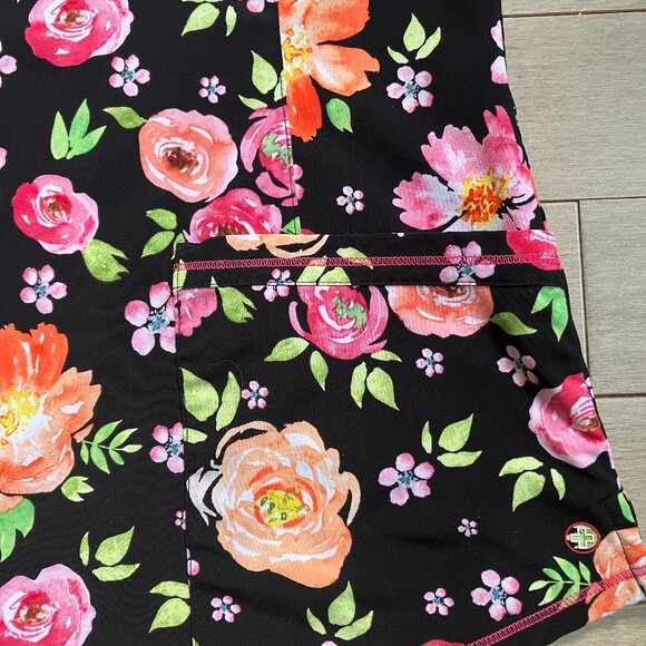 White Cross Scrub top - Picture 3 of 6